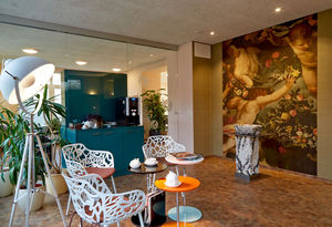 Verweilbereich im Friseur Salon Verweilbereich im Friseur Salon…